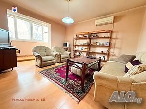 Двустаен апартамент за продажба кв. Широк център