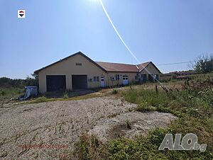 Бизнес имот / ферма за продажба в с. Ряхово