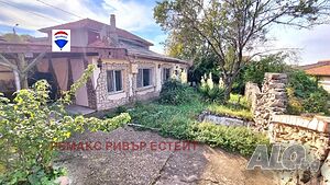 Градска къща за продажба кв. Веждата