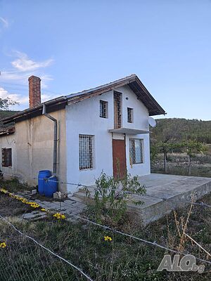 Къща вилна зона пътят за село Чинтулово