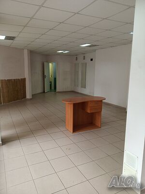 Търговско помещение... магазин.. център