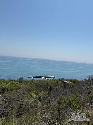 Парцел, Златни пясъци, с постройка 46 кв.м. за ремонт - 70000 евро