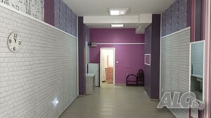 35кв.м 450лв отлична локация Халите кв. Кючук Париж за козметичен далон, маникюр, фризьорстео