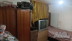даваме самостоятелна стая до механотехникума-за един наемател-мъж-в Кючук Париж-