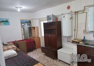 Самостоятелна къща-три стаи под наем-гр. Пловдив, кв. Мараша