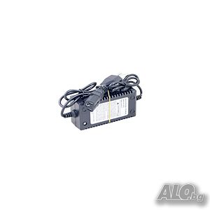 Универсално зарядно за пръскачка 16 л 12V 8Ah P2 premium