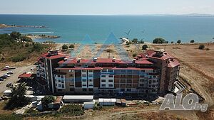 Нов Двустаен Апартамент на Първа Линия в Ахелой