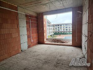 Двустаен апартамент с гледка море в Сарафово.