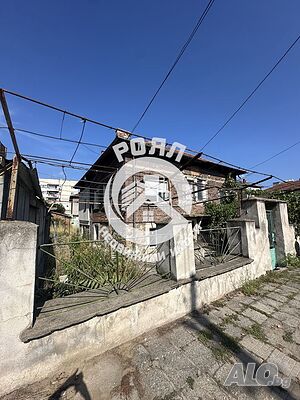 Роял Имоти продава Ексклузивно двуетажна къща в гр. Стамболийски