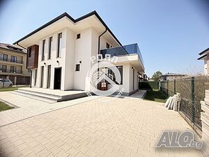 Роял имоти продава самостоятелна къща с двор, акт 16, кв. Беломорски, Пловдив