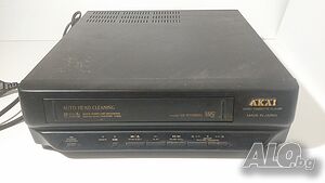 Akai VS-R110EDG video casette player VHS Japan