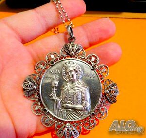 Възрожденска Сребърна икона, амулет, накит, медальон с Варвара - Панагия 70 мм сребро