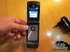Сгъваем Телефон мида МОТОРОЛА W510, MOTOROLA W510 модел 2007