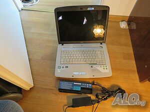 Продавам лаптоп ACER Aspire 5520 външно много запазен - без захранване и хард диск и батерия