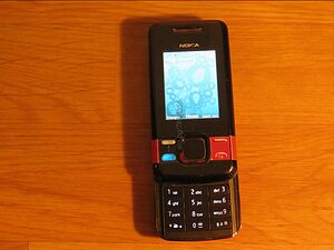 Плъзгащ телефон, телефон слайд с копчета NOKIA 7100, НОКИА 7100 - 2009г. - работещ.
