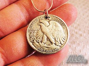Сребърен синджир със рядък half dollar сребърен долар 1945 г - рядкост и ценност за ценители и колек