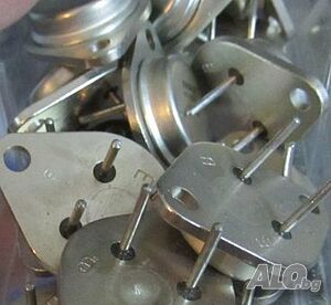 стабилизатор на напрежение 7805 -ТЕSLA - 5V/1,5А, интегрална схема