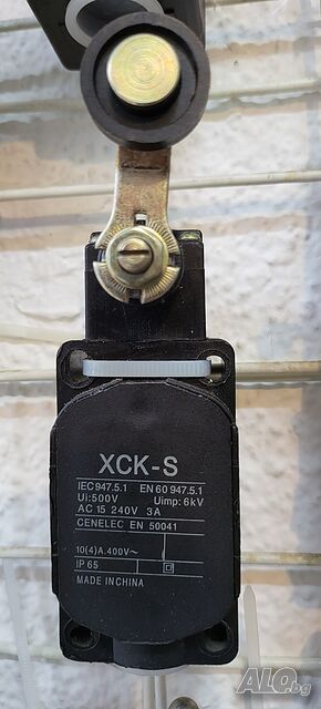 XCK-M/ZCK-M1с ролка и чупещо рамо - ляво дясно. IP66 телемех. 10А380V~