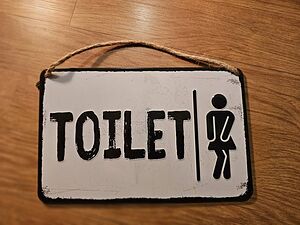 Метална табела TOILET ТОАЛЕТНА WC - за вашия дом бар или заведение