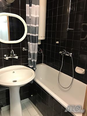 Двустаен апартамент в центъра на г. Бургас