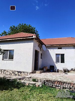 140 кв.м РЗП 740 кв.м двор
