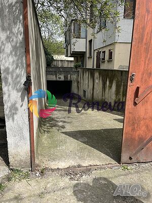 Двоен гараж