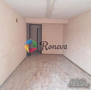 Гараж за продажба с удобен подход!