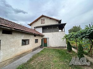 Готов за нанасяне имот с отоплителна система във Въбел - България