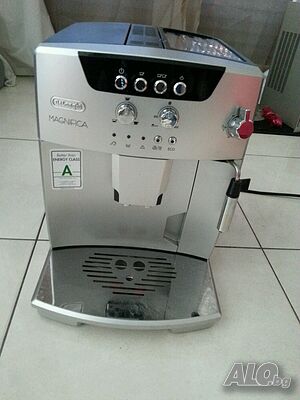 Сервиз Саекоекселент ЕООД продава DeLonghi Magnifica ESAM 04.110.S