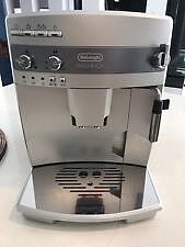 Оторизиран сервиз Саекоекселент ЕООД продава DeLonghi Magnifica ESAM 03.110.S