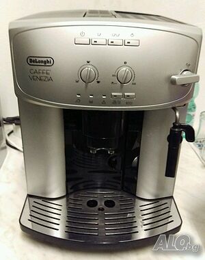 Продава кафе машина DeLonghi Caffè CORSO ESAM 2200