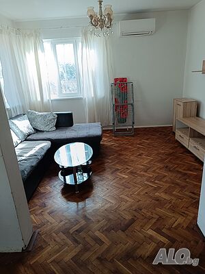 Отдавам къща под неам в центъра до 3 ОУ Тристаен апартамент 100 кв.м Обзаведен Първи жилищен | Апартаменти под наем | Център Сливен