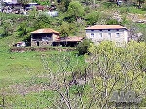 Къща с дворно място и 2дк ливада в село Давидково