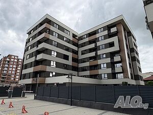 Двустаен с паркомясто от собственик в Смирненски, първи наематели