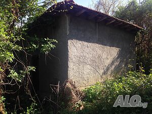 Къща имот с двор 1 декар в село Вардим Свищов Велико Търново собственик