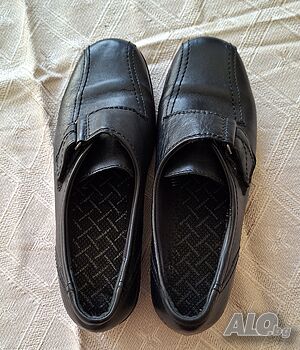 Дамски черни кожени обувки Medicus, номер 39, естествена кожа