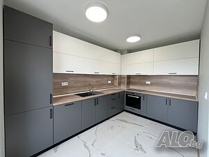 Тристаен апартамент в кв. Христо Смирненски акт 16
