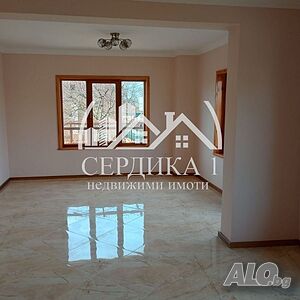 240 кв.м РЗП 850 кв.м двор