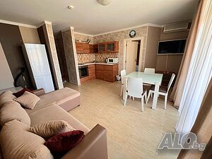 Двустаен апартамент Лято 700 €/мес в центъра к.к. Чайка (Жанет, ММ-маркет)