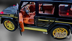 Метални реалистични модели на Mercedes C63 AMG и Mercedes Benz G klassa