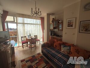 Двустаен апартамент в центъра на в гр. Несебър