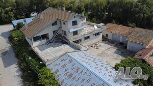 Промишлен бизнес имот в с. Златна нива