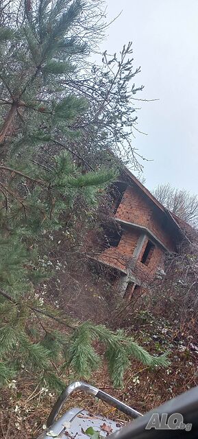 Продавам къща