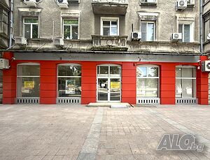 Дава под Наем Атрактивен Имот в Топ Център на Град Русе