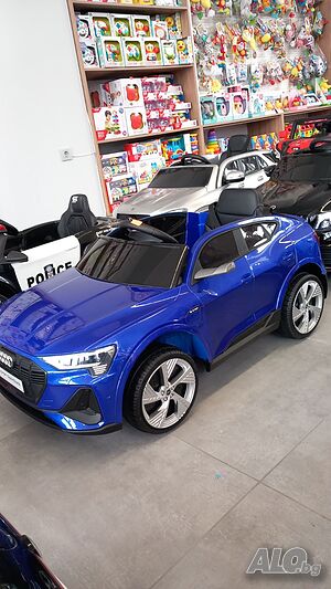 акумулаторен джип AUDI E-TRON SPORTBACK металик