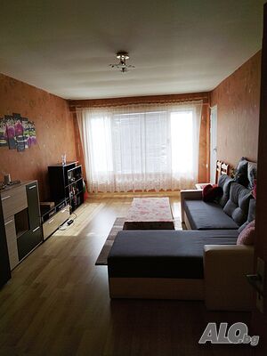 Продава трист. ап. в гр. Радомир