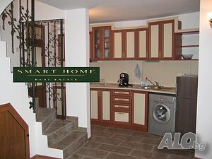 Самостоятелна стая от къща