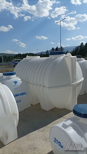 Индустриална Мощ: Продавам Бидон с Голям Капацитет - 5 тона”