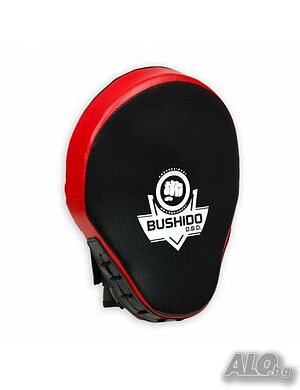 Извита боксова лапа DBX Bushido LP