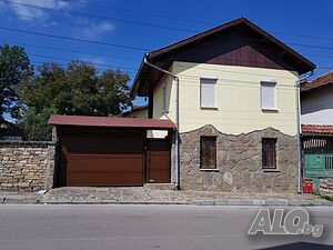 Продавам хубав имот